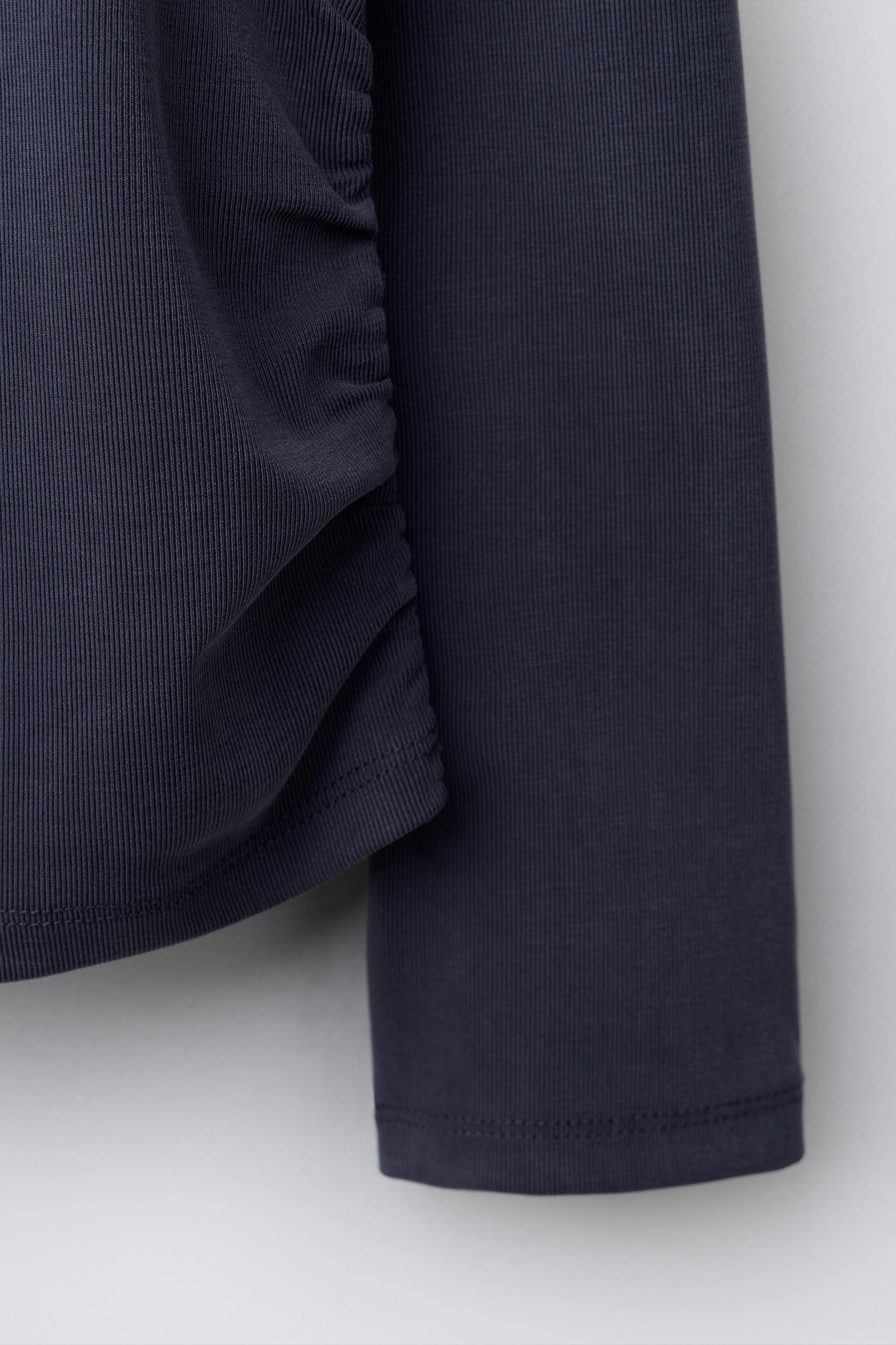 T-SHIRT SPORTY À FRONCES